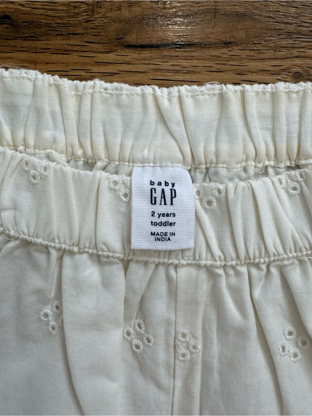 GAP Ivory Eyelet Puff Sleeve Top & Shorts Set - Picture 7 of 7